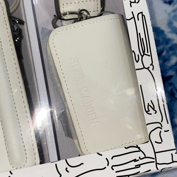 Steve Madden White Satchel Bag Set with Colorful Markers (All Over Tik Tok & IG) - Picture 4 of 7